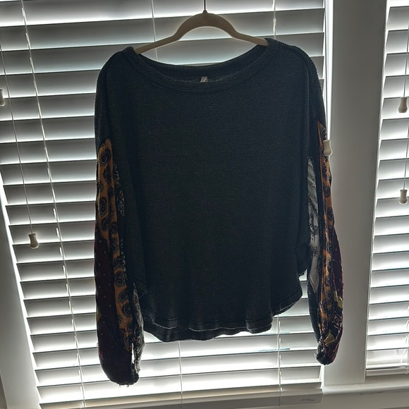 Free People Top - Picture 1 of 4